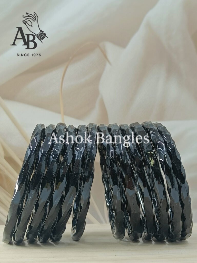 Chal Meri Bhai/Black