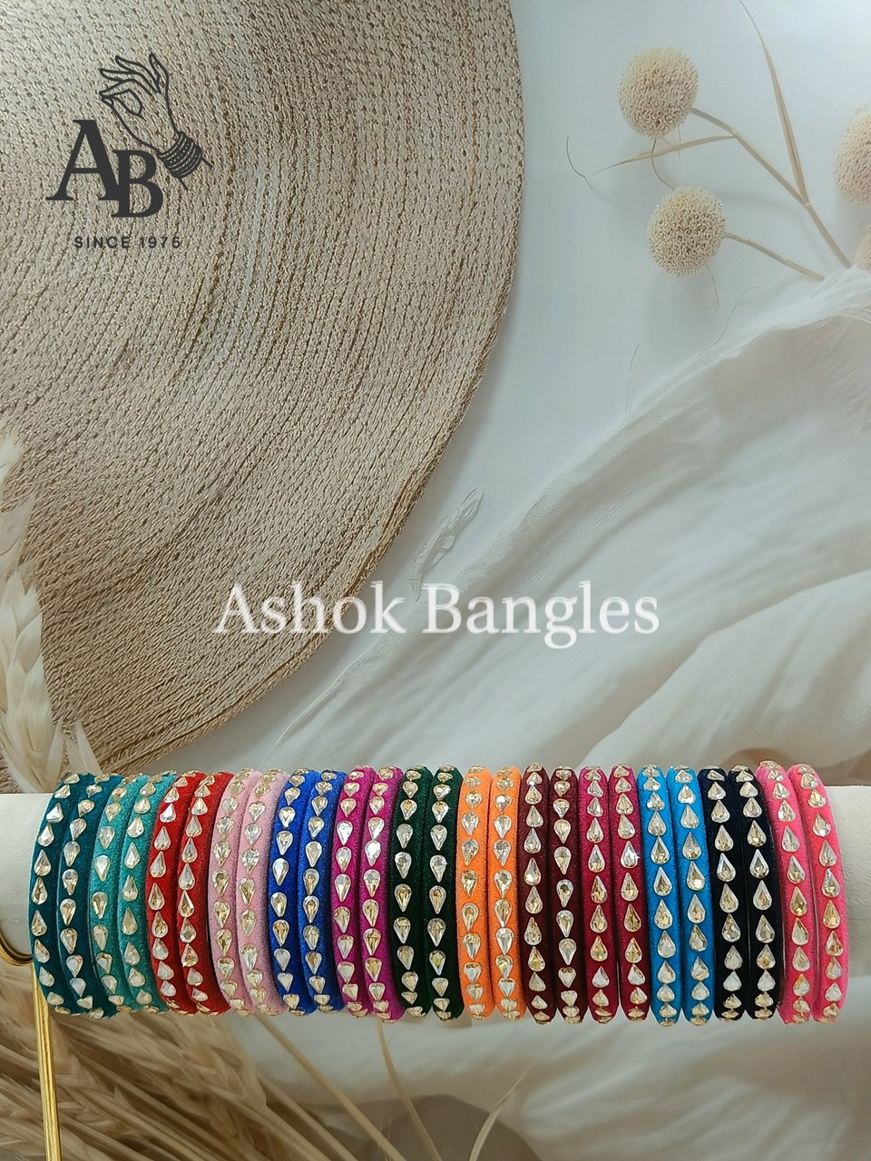 TILAK VELVET - Image 2